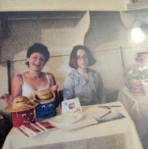 Meet your Posher, Abigail